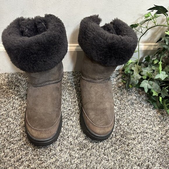 UGG Boots Size 6 Ultimate Bind Brown Suede Leather Back Lace Up foldover - Picture 9 of 9